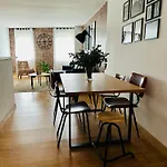 Meandros Lägenhet
